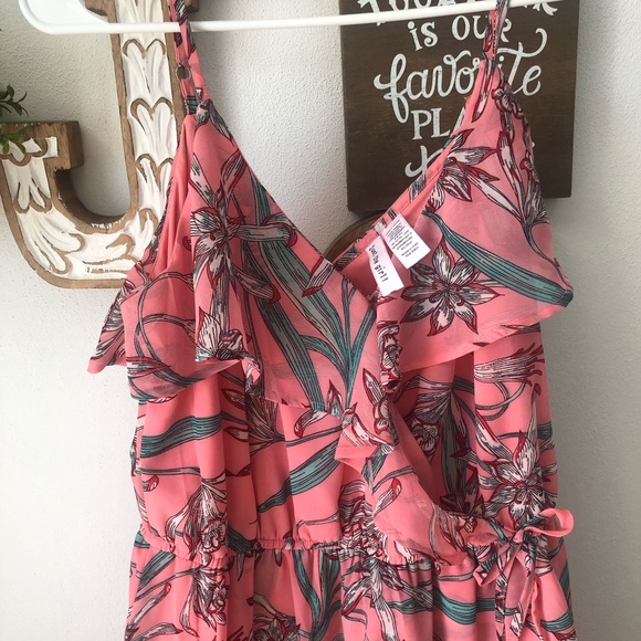 Tropical Dress - Picture 2 of 6